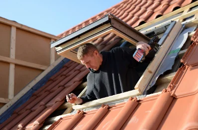Pose de fenêtres de toit Velux à Néfiach